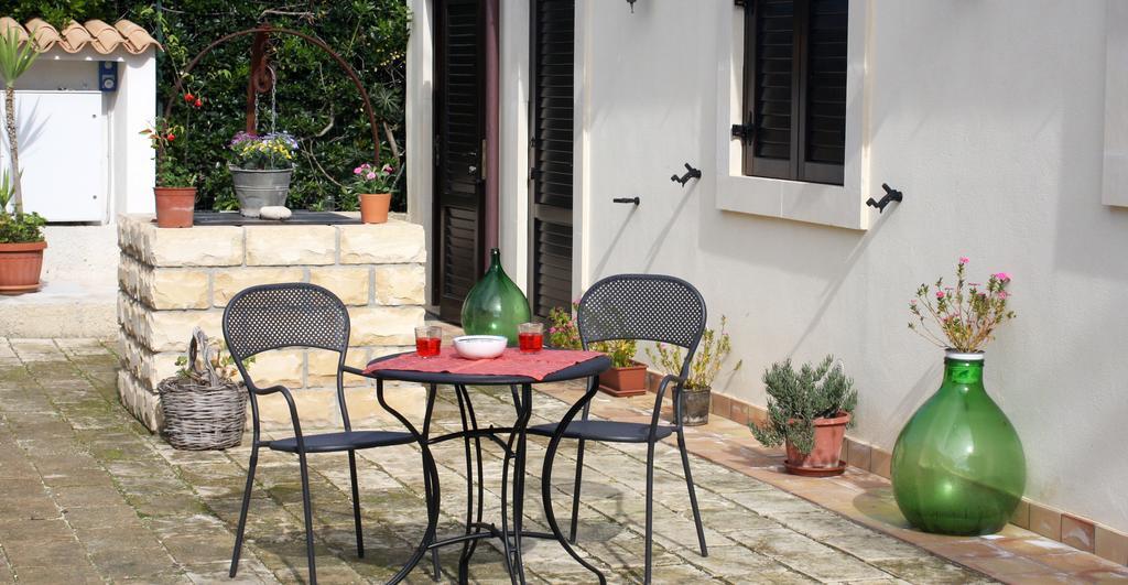 L'Antico Trappeto Holiday Home โนโต ภายนอก รูปภาพ