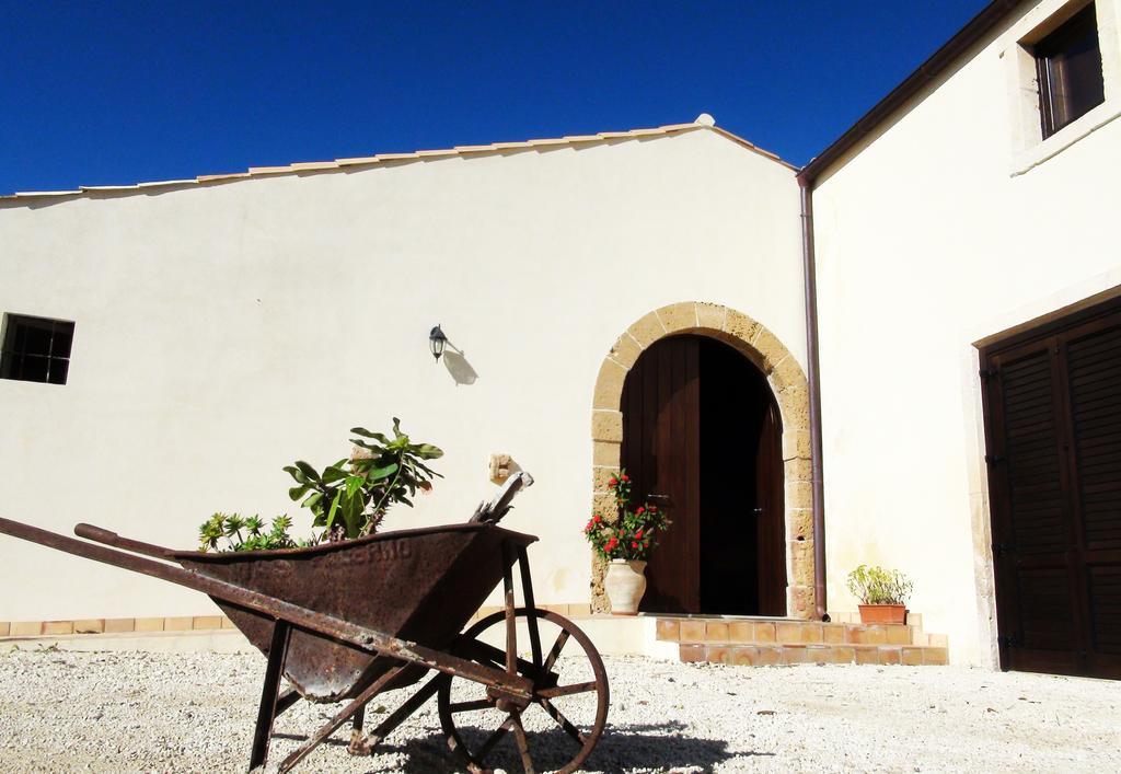 L'Antico Trappeto Holiday Home โนโต ภายนอก รูปภาพ