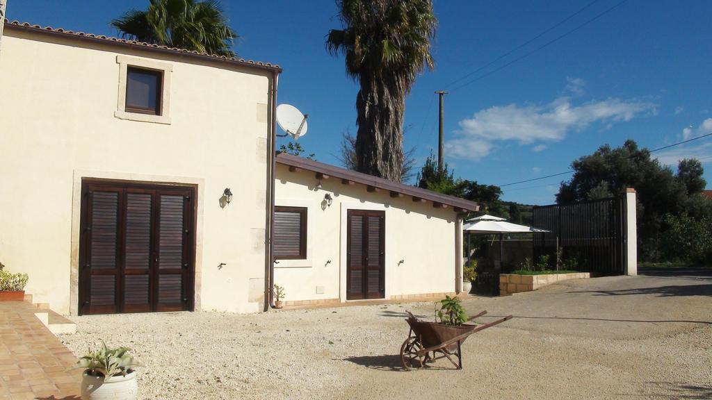 L'Antico Trappeto Holiday Home โนโต ภายนอก รูปภาพ