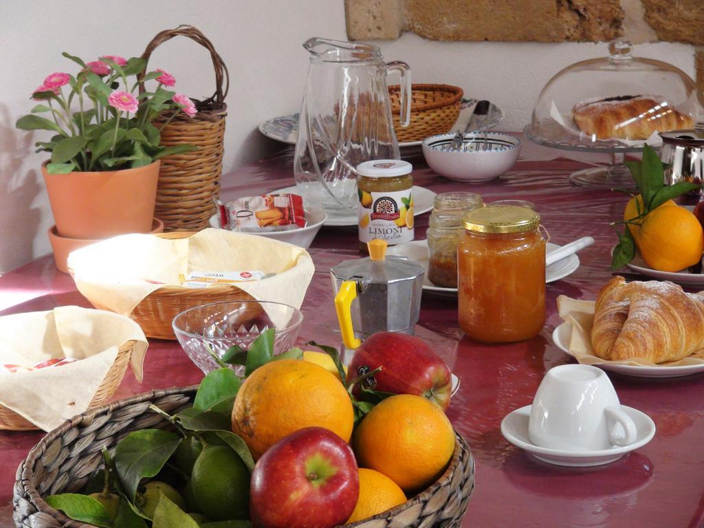 L'Antico Trappeto Holiday Home โนโต ภายนอก รูปภาพ