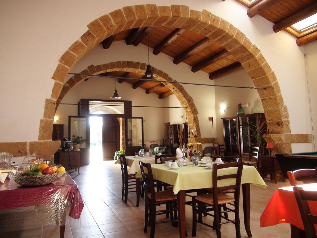 L'Antico Trappeto Holiday Home โนโต ภายนอก รูปภาพ